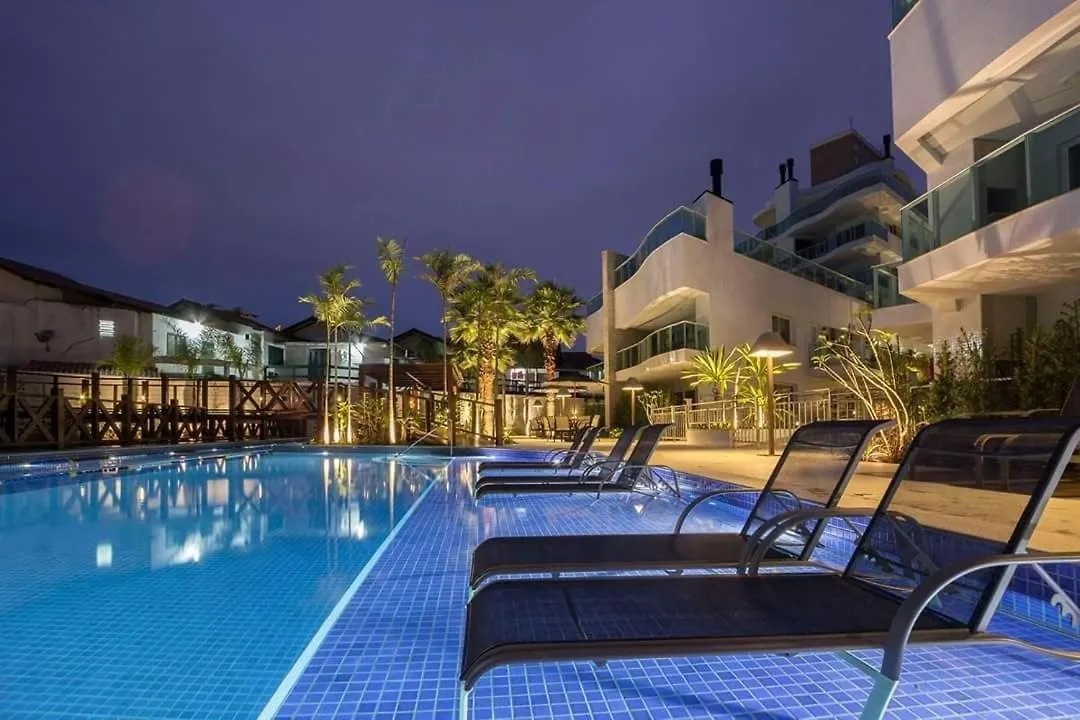 Apartamento Apto C/Piscina A 2Min Da Praia De Bombas Cva305 Bombinhas